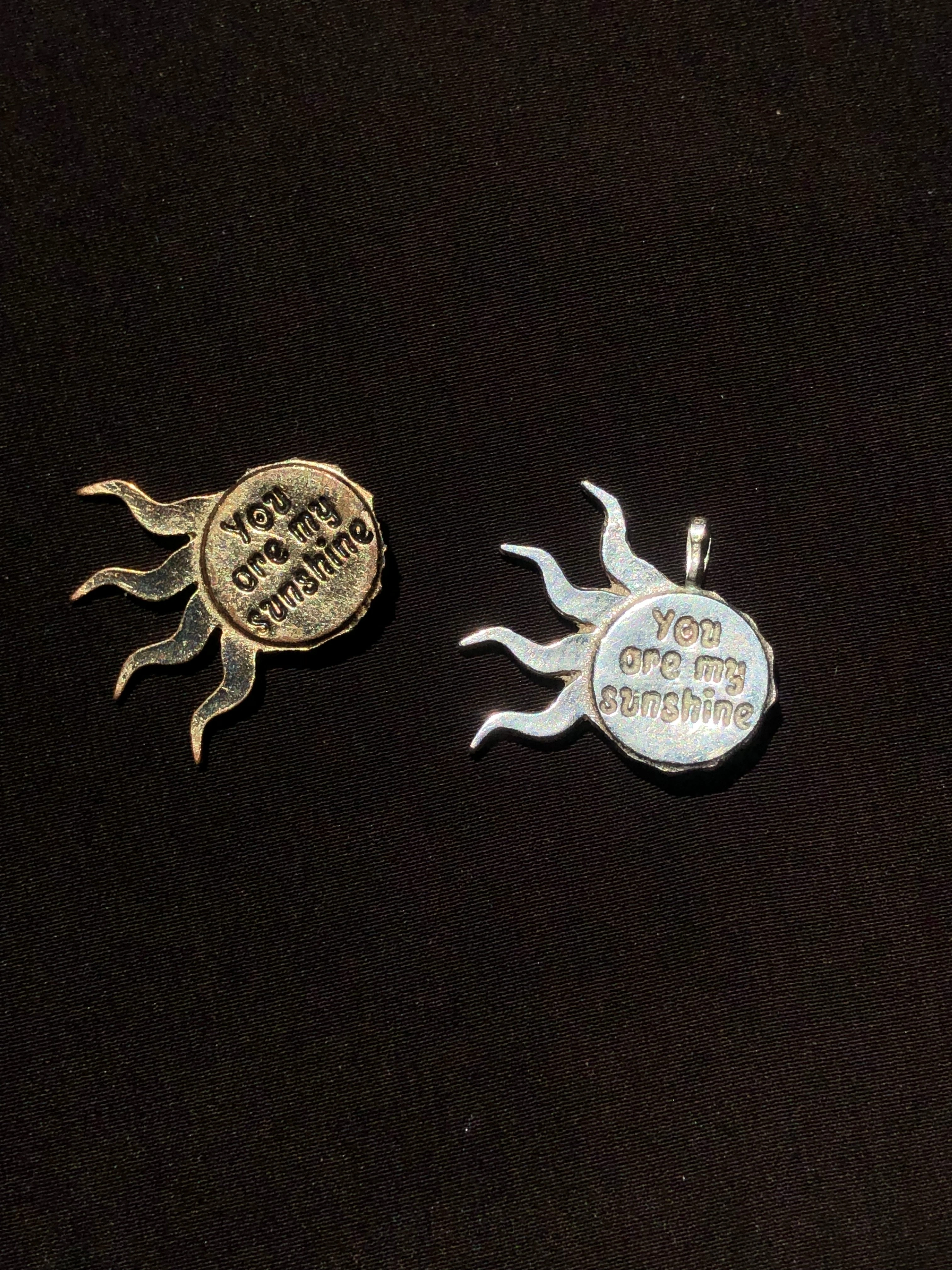 Sunshine pendant with curb chain