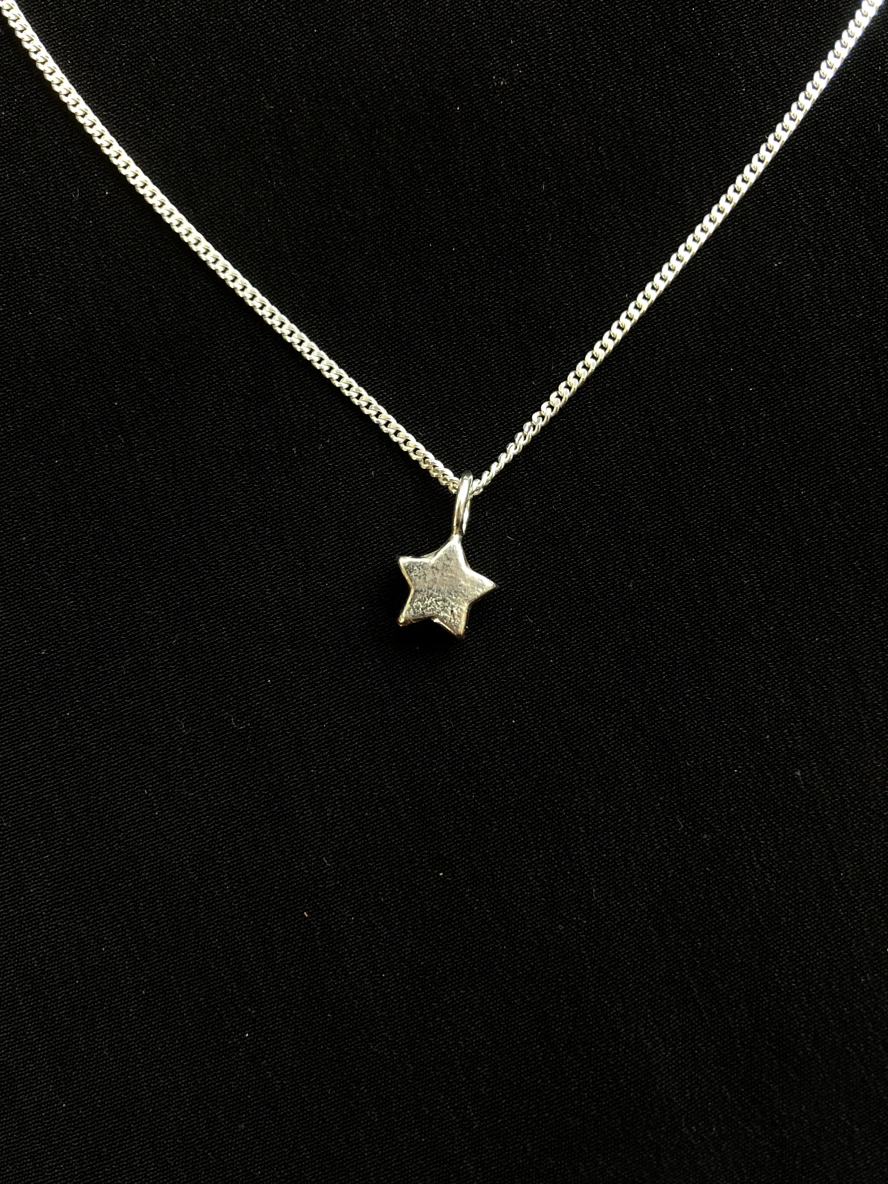 Chunky star on chain